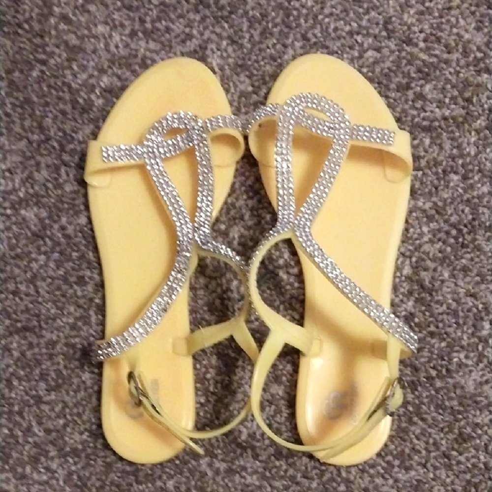 🆕️CR COLLECTION SANDALS🆕️
